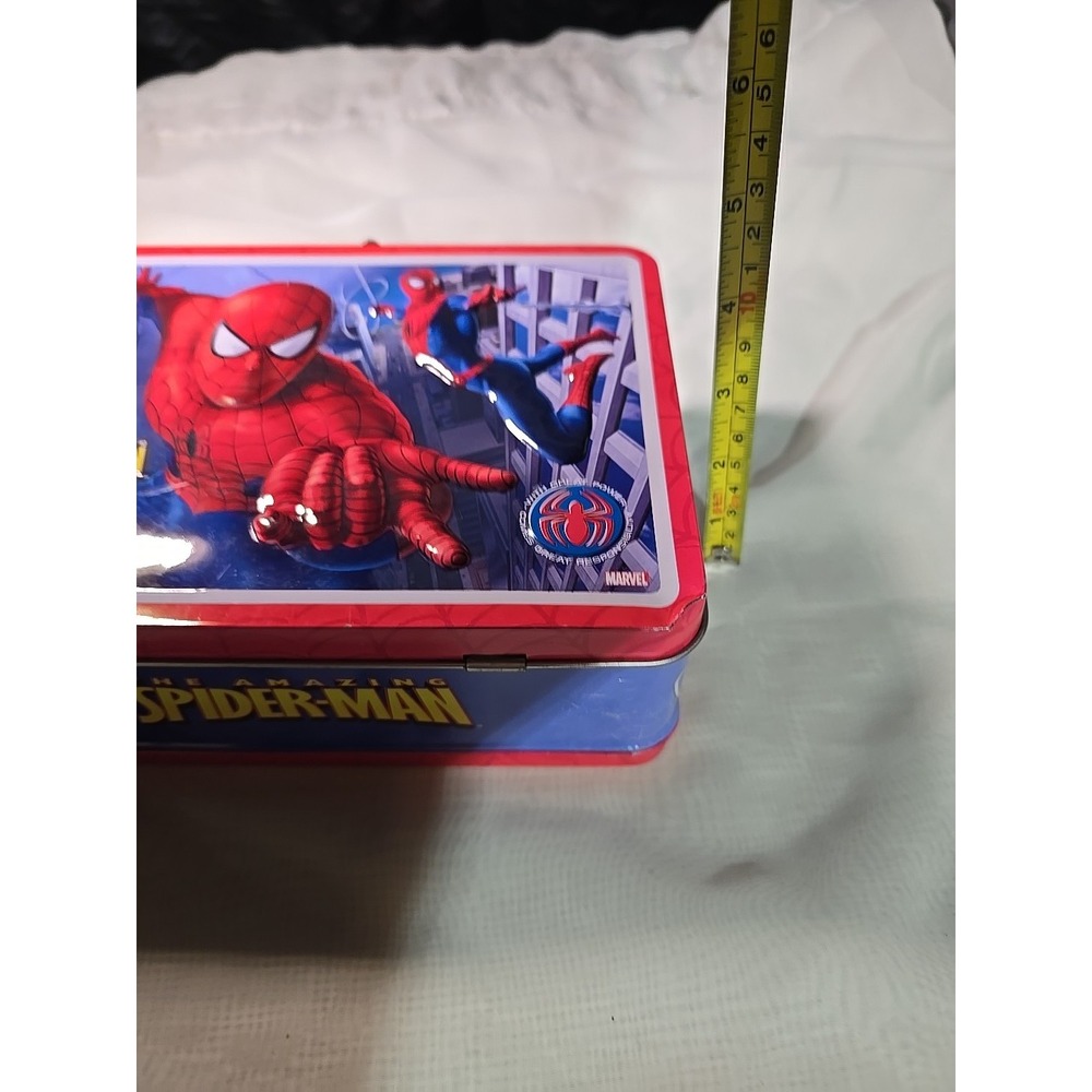 Spider-man ~3D‎ Edition ~Marvel Comics ~Tin Lunch Box GUC - Picture 10 of 11